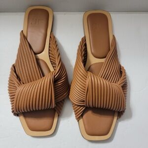 Just Fab Estelle Flats